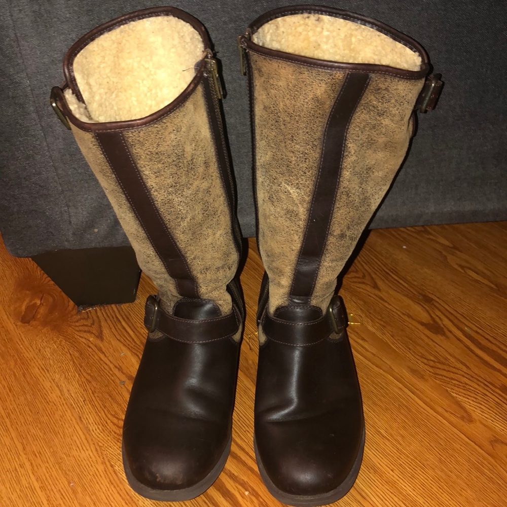 UGG Chancery Women’s Bomber Brown Leather Boots